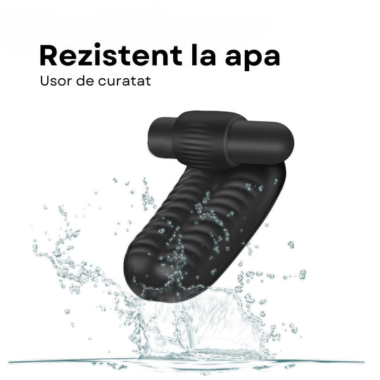 Vibrator LovePlay™ TwoFingers, 10 moduri diferite de vibratie, cu striatii, stimulare clitoris si punct G, silentios, reincarcabil, rezistent la apa, atasabil, usor de curatat si transportat, design discret, din silicon, negru - LovePlay