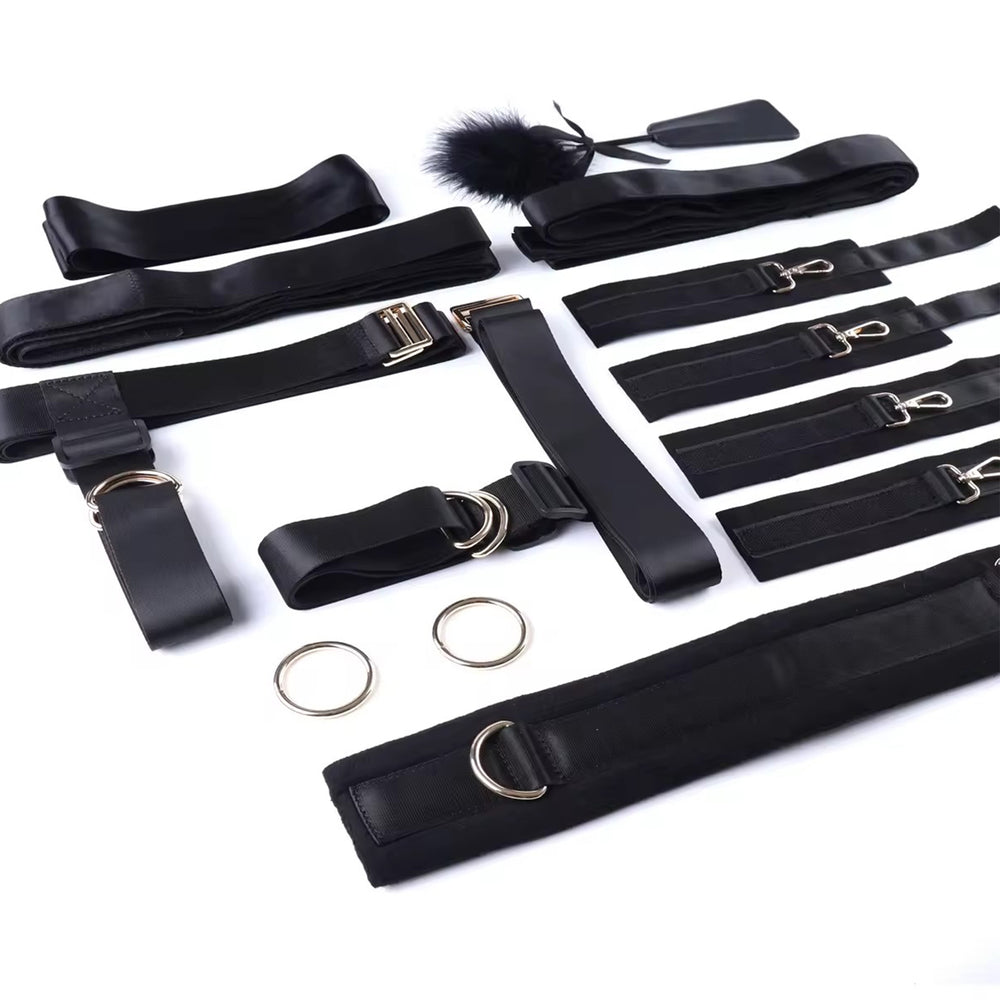 Set catuse erotice BDSM LovePlay™ Attitude, tip mansete, design adjustabil, ideal pentru pat, negru, din piele ecologica - LovePlay